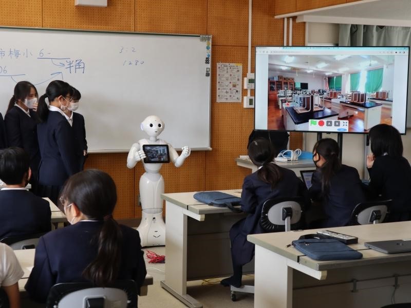 梅が丘小学校にて撮影